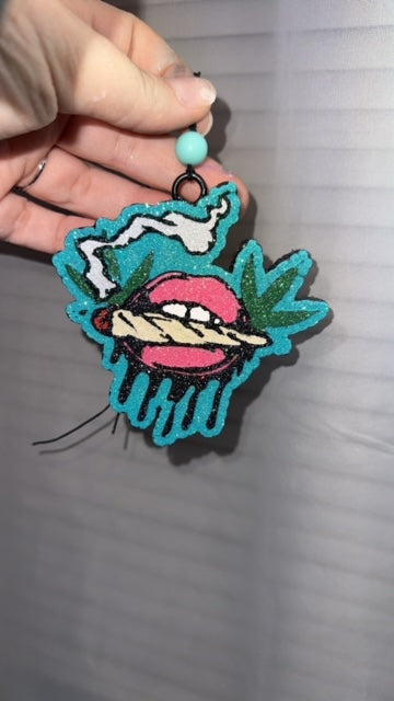 Weed Lips